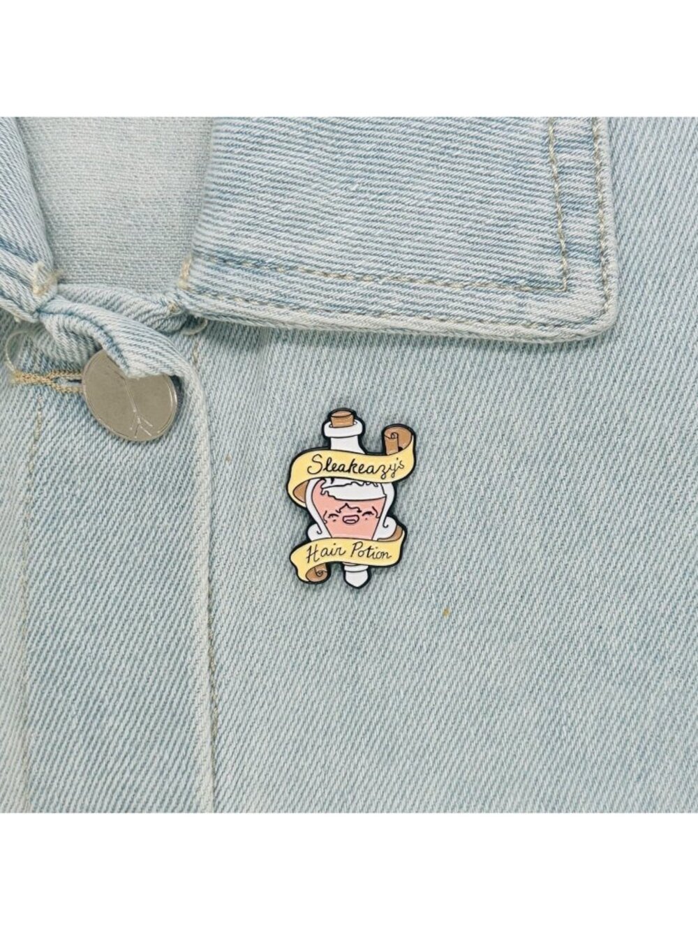 ✨Oz Enamel Pin Creative Cartoon Cute Magic Potion Bottle Brosh Yellow